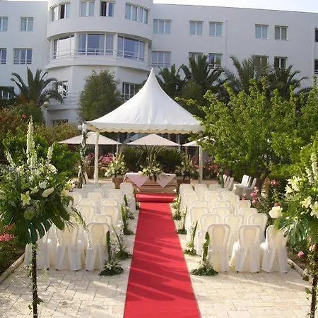 Hotel-restaurante Jardines La Tejera 4*